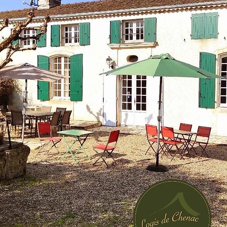 Logis De Chenac - Chambres Et Table D'Hotes Chenac Saint Seurin d'Uzet ภายนอก รูปภาพ