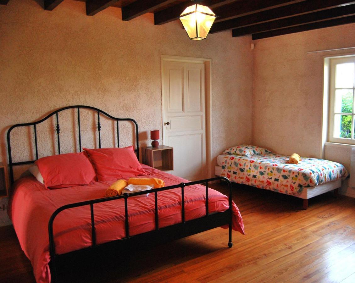 Logis De Chenac - Chambres Et Table D'Hotes Chenac Saint Seurin d'Uzet ภายนอก รูปภาพ